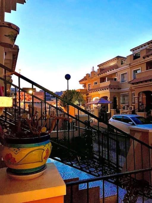 3 Bedroom Townhouse In Alicante, Orihuela Экстерьер фото